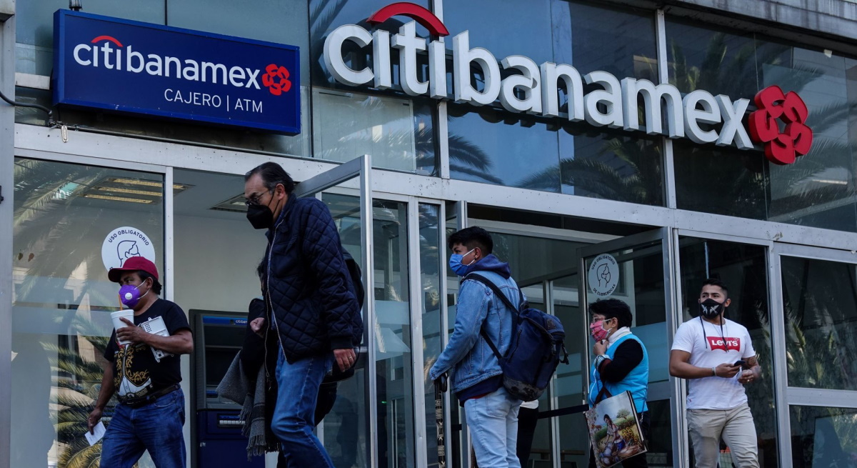 BBVA y Santander crecen en México y ganan cuota a costa de Banamex