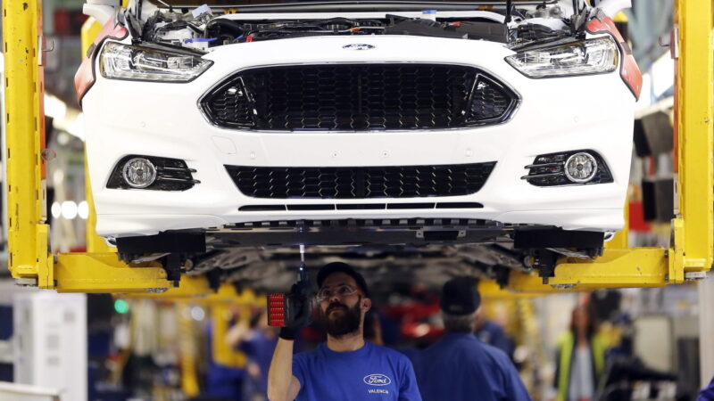 Ford España números rojos’ al perder 61,3 millones en 2022Ford España