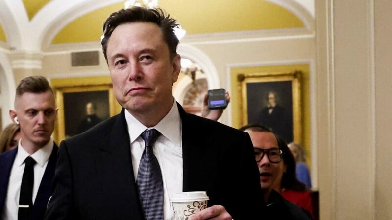 Musk tumba los presupuestos de EEUU: el ‘presidente en la sombra’ ordena un cierre del Gobierno y desata otra crisis